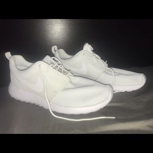 Size 10 All White Nike Athletic Shoes